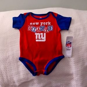 Brand new with tags nfl new York giants onesie 12 months